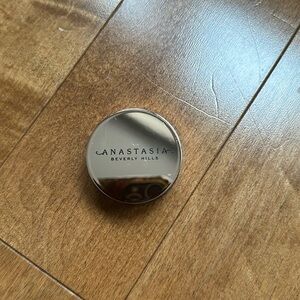 Anastasia brow freeze